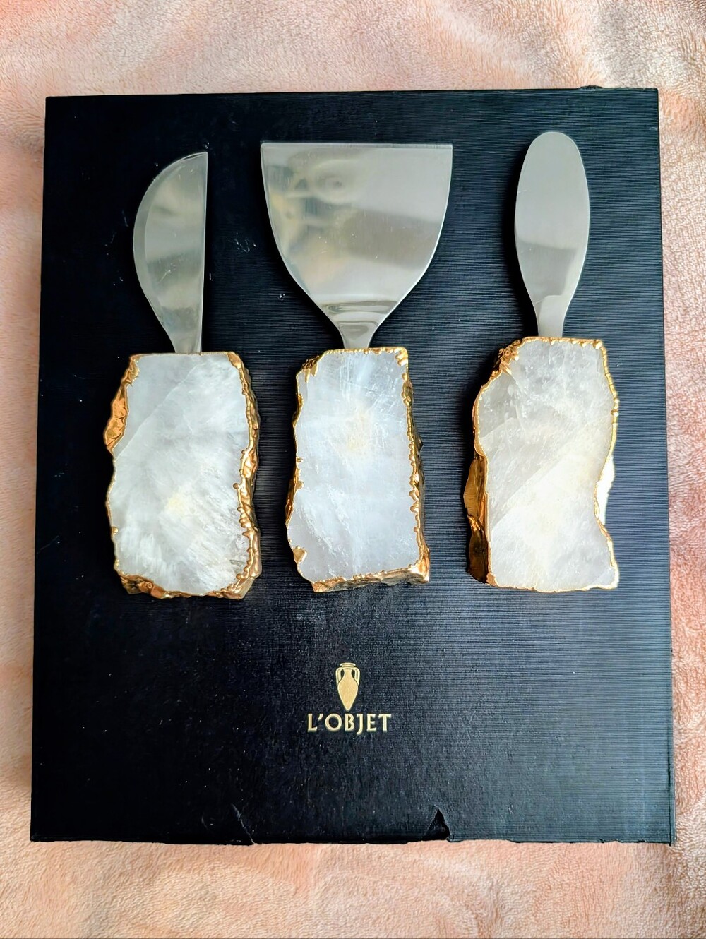 L'Objet‎ White Agate & Gold-Edged 3-Piece Cheese Knife Set